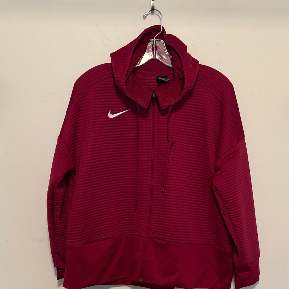 Nike Dri-Fit sweatshirt full zip 2 side pockets cranberry women’s m hooded EUC